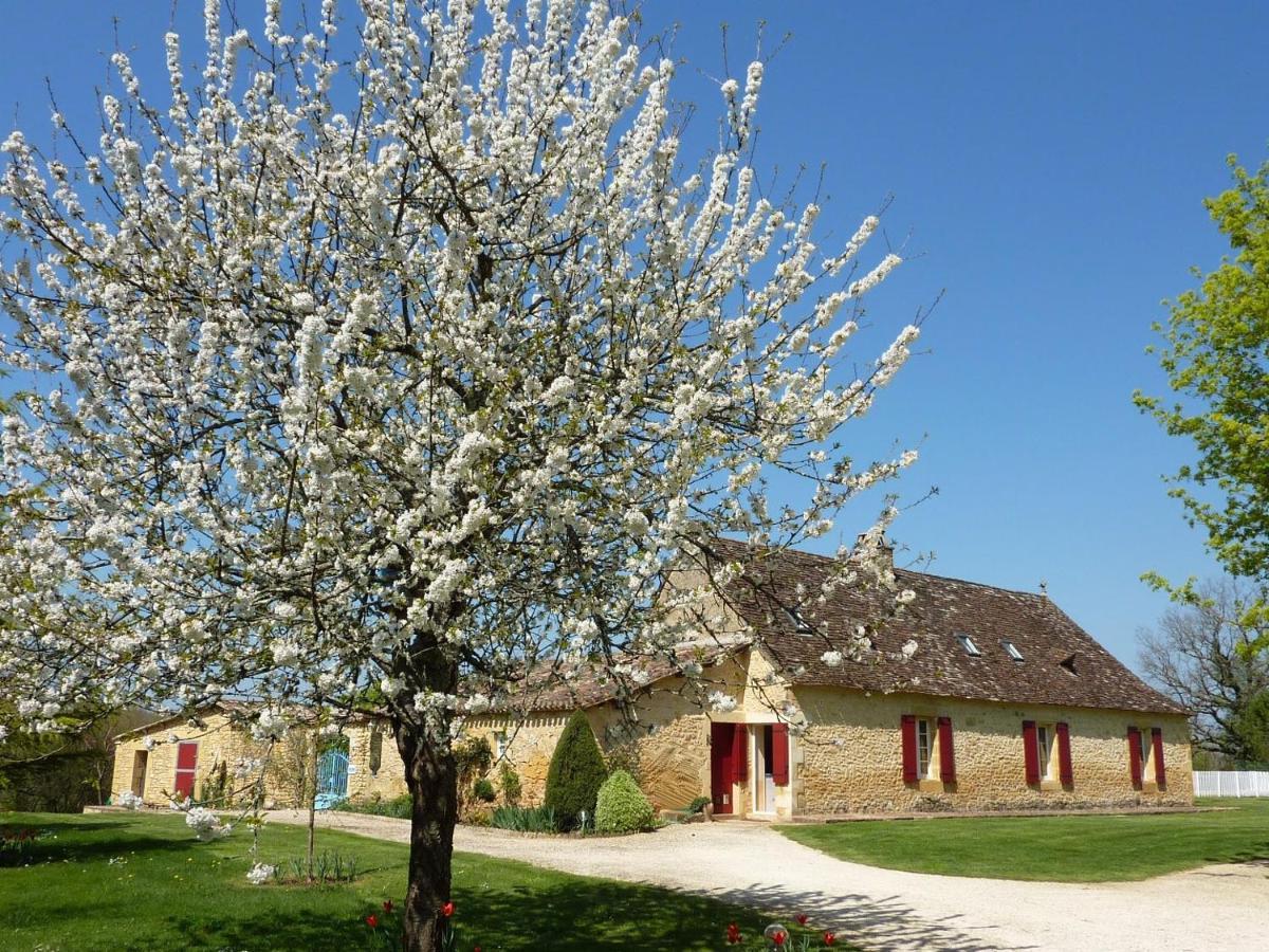 La Borie Du Chevrier Sainte-Croix-de-Beaumont Exterior foto